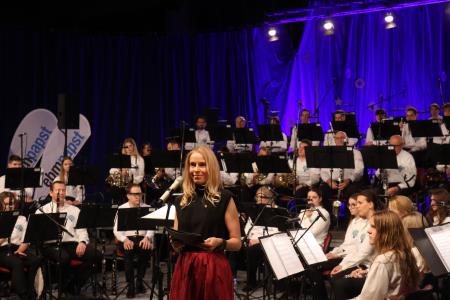 STOLETJE NAVDIHA 50. božično novoletni koncert Godbe Cerknica 06 Foto Ljubo Vukelič